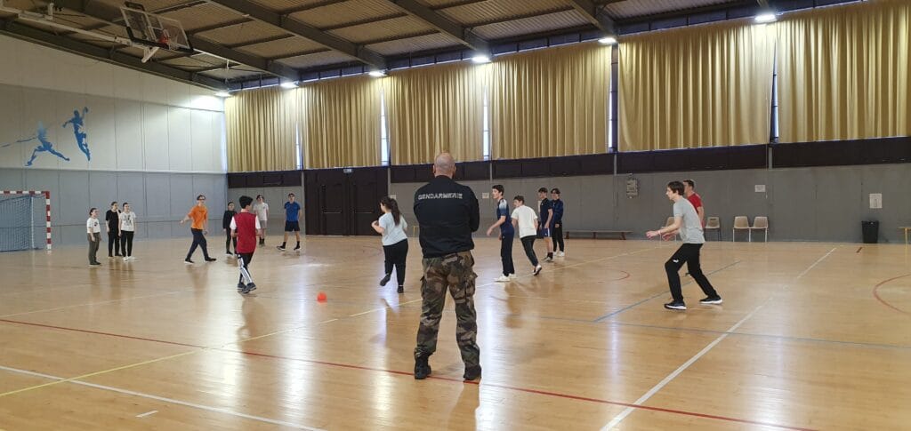 Journée sportive et de formation à l'EPIDE de Bordeaux, photo 2