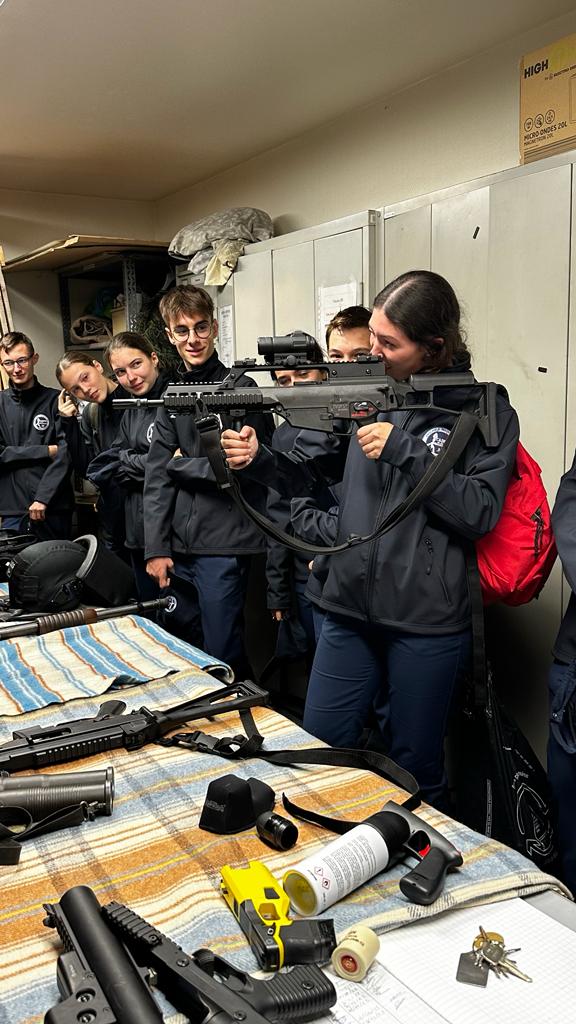 Découverte des métiers de la Gendarmerie, photo 2