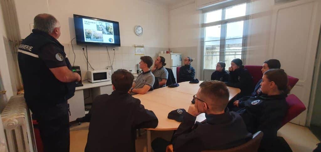Découverte des métiers de la Gendarmerie, photo 8