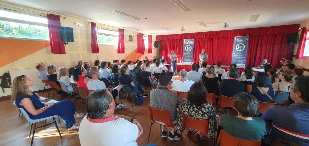 Réunion d'accueil et d'information, photo 7