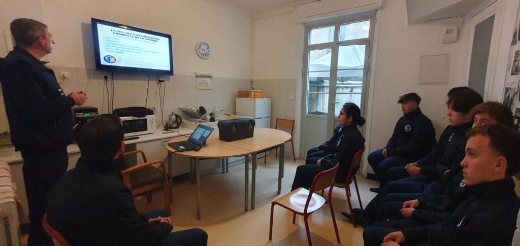 Découverte des métiers de la Gendarmerie, photo 2