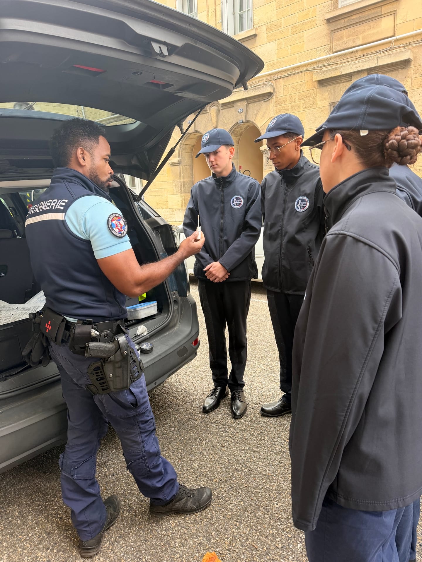 Découverte des métiers de la Gendarmerie, photo 16