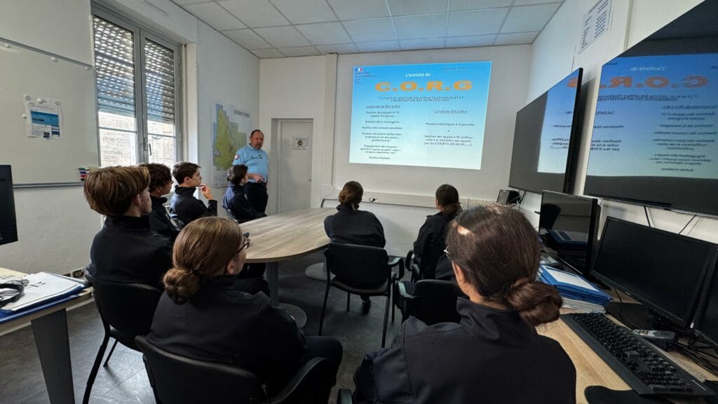 Découverte des métiers de la Gendarmerie, photo 2